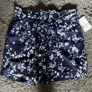 NWT Madison Jules Paper-bag Shorts Blue Floral XL